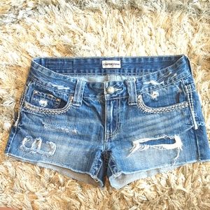 Day trip jean shorts, Buckle, size 27